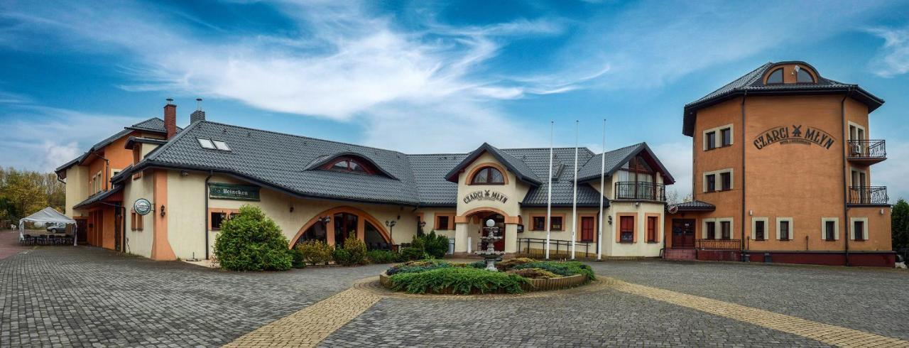 Gosciniec Czarci Mlyn Będzin Exterior foto