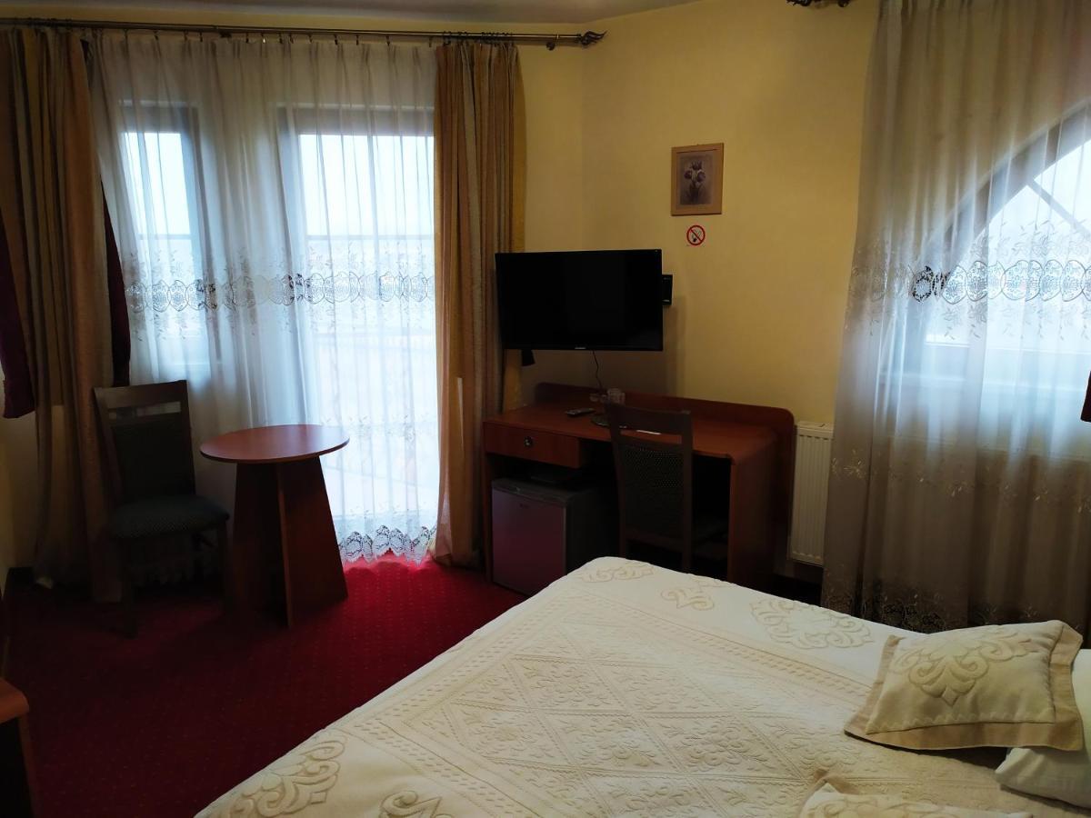 Gosciniec Czarci Mlyn Będzin Exterior foto